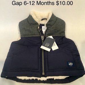 NWT Sherpa Lined Gap Vest 6-12 Months